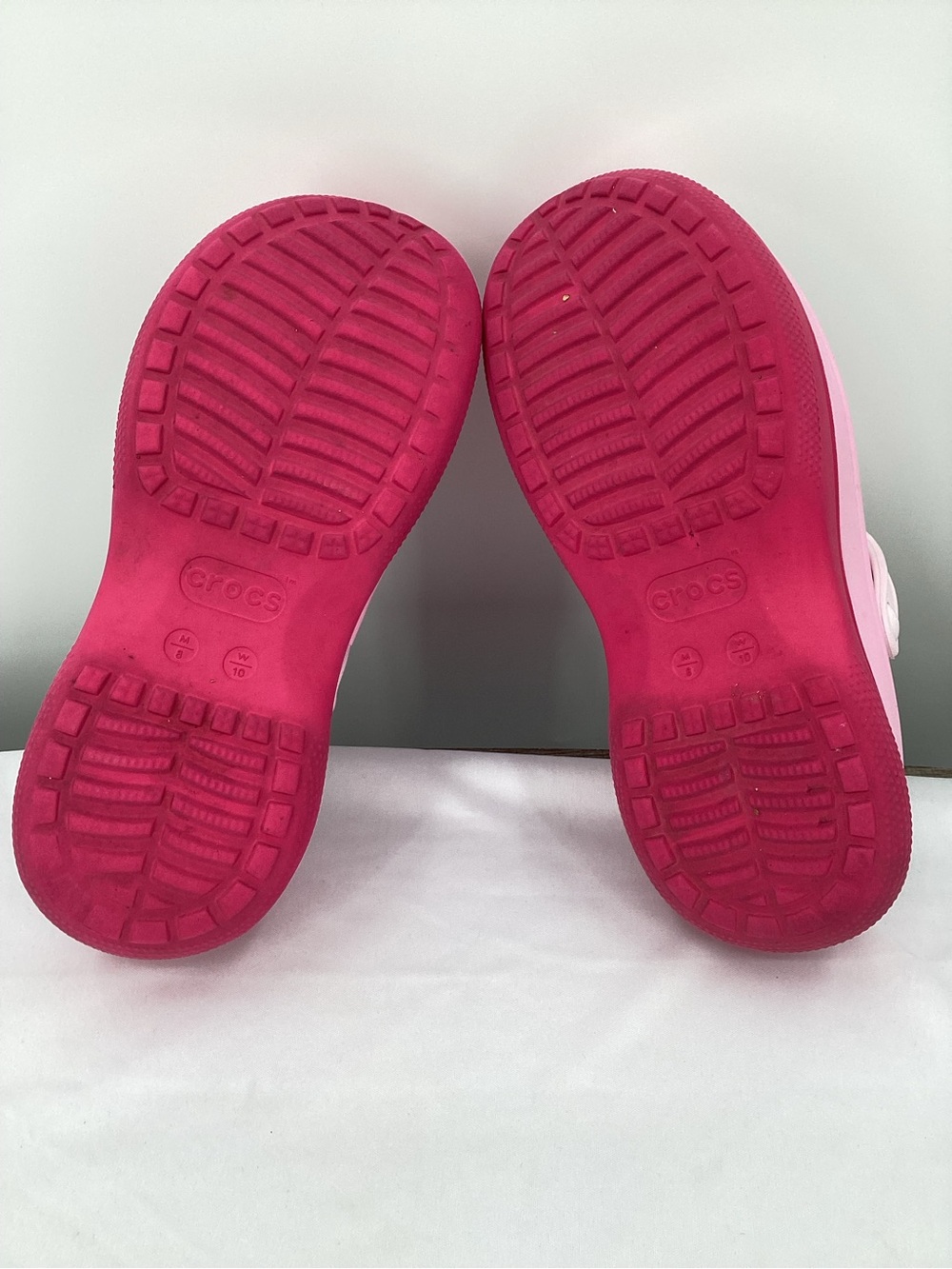 CROCS Platform Clogs in Light Pink and Hot Pink - Picture 9 of 11